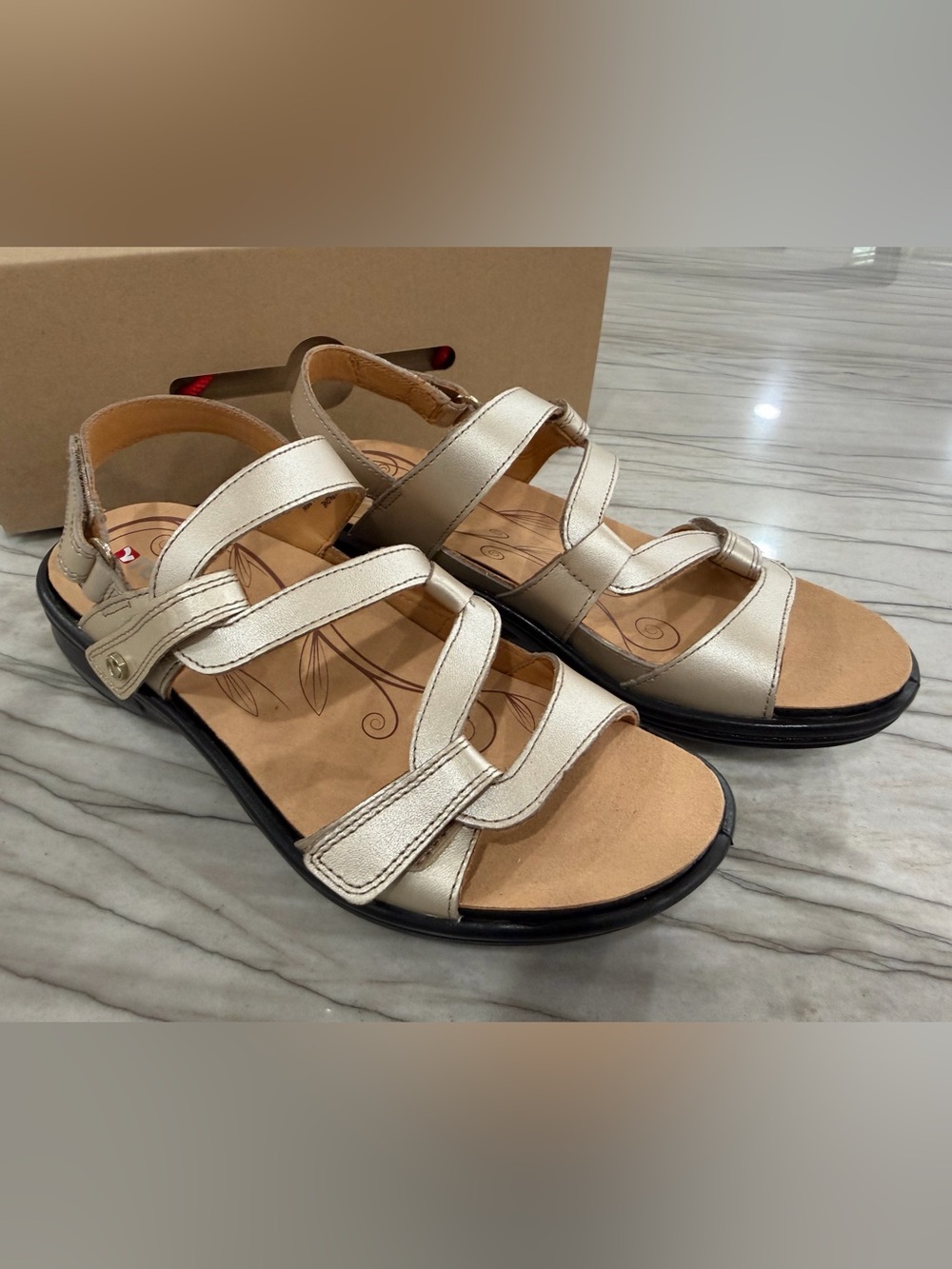 Revere Miami Champagne Leather Comfort Sandals Women’s 5 Wide EU 36